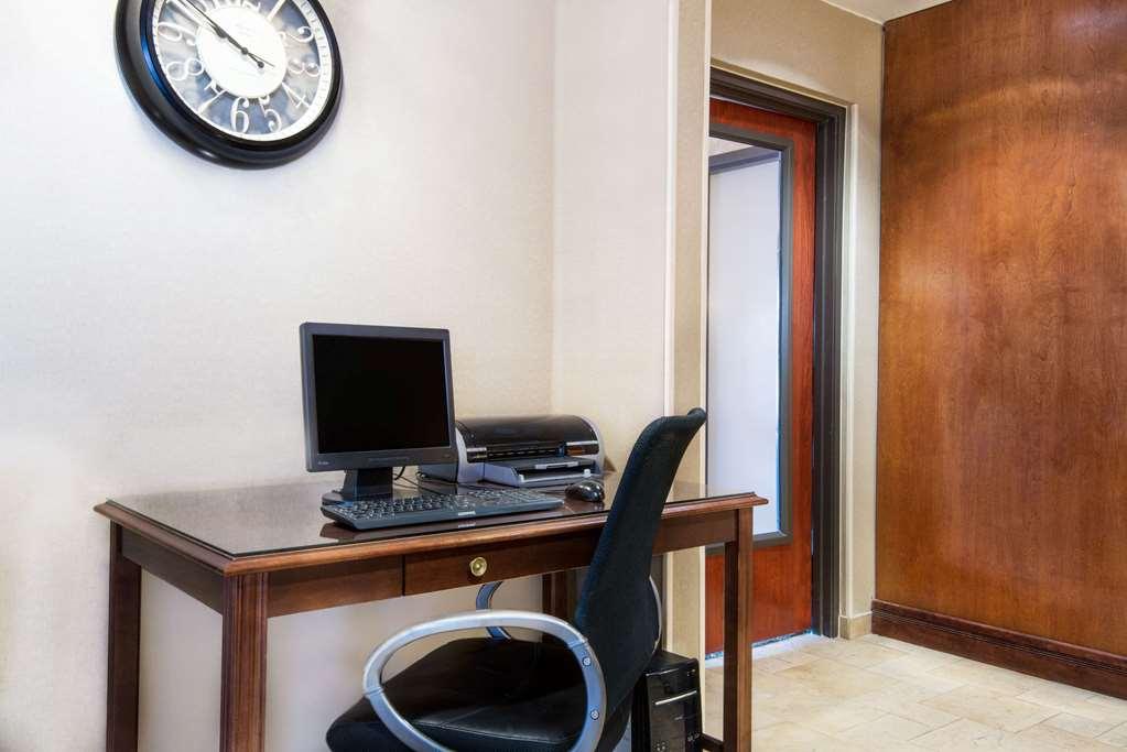 Travelodge By Wyndham Pueblo Bekvämligheter bild