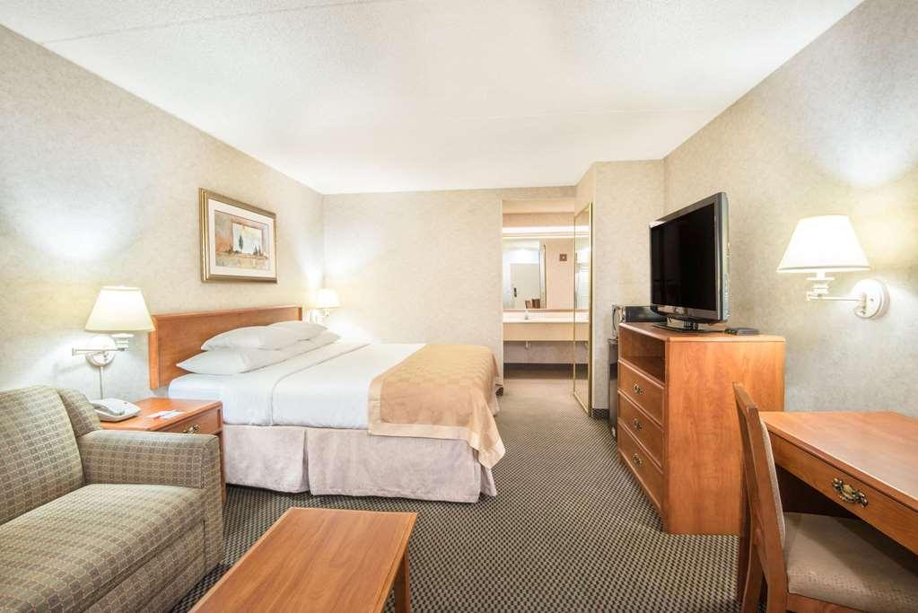 Travelodge By Wyndham Pueblo Rum bild